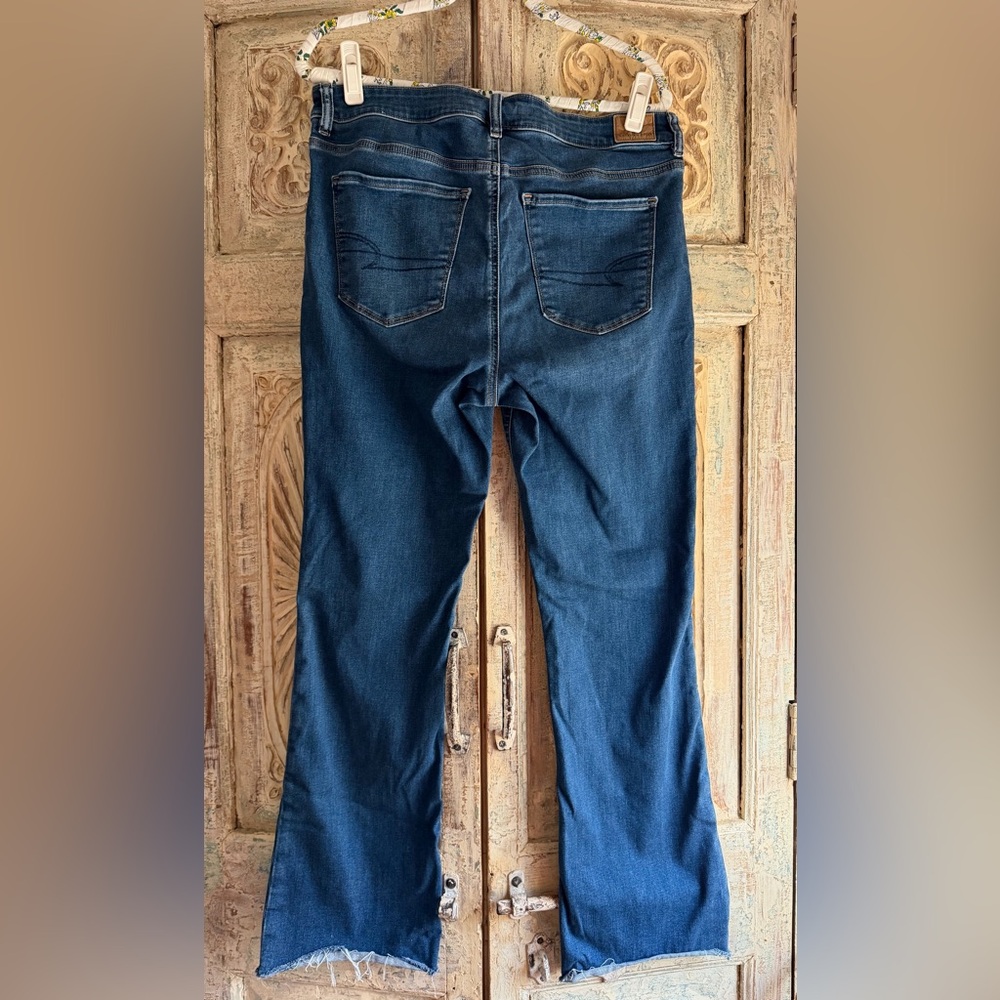 AE Next Level High-Waisted Skinny Kick Jeans /14, Tinted Medium/ - Picture 2 of 8